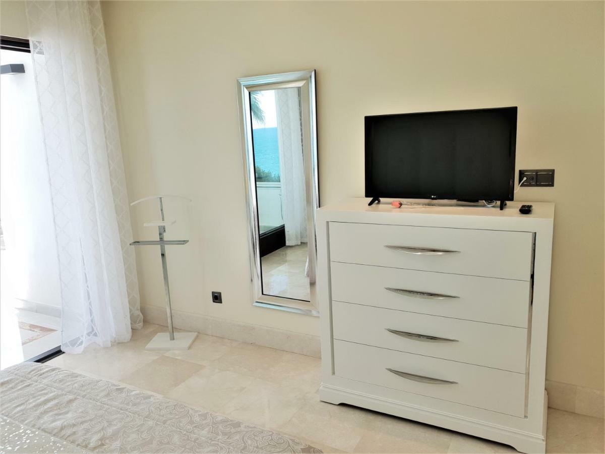 Apartment Luxury Frontal To The Sea In Doncella *